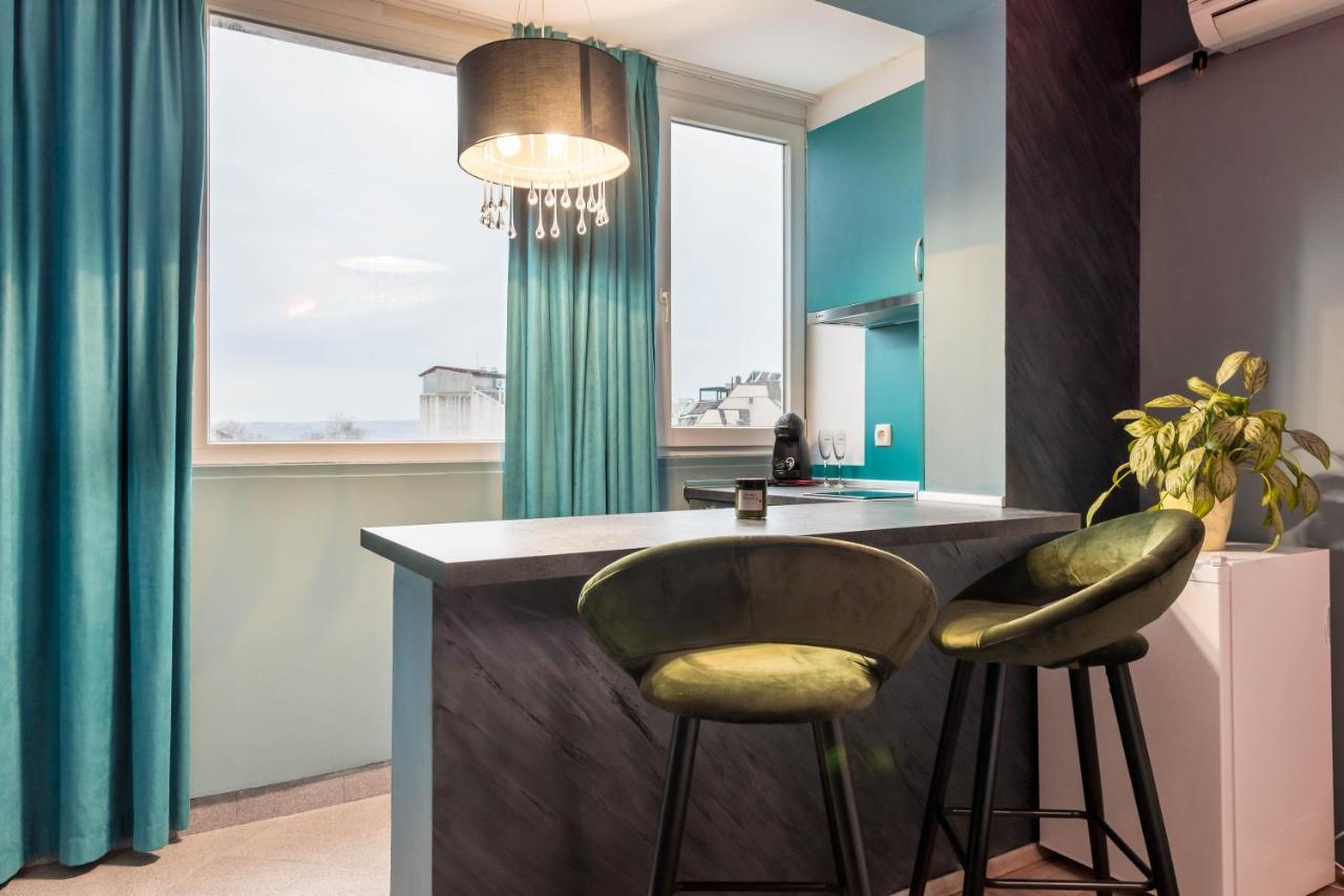 Private Studio In The Centre Varna Ngoại thất bức ảnh